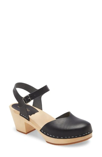 Swedish Hasbeens Clog Sandal In Black Leather