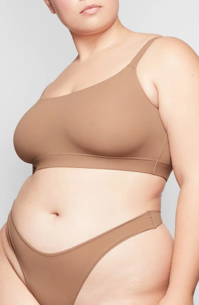 Skims Fits Everybody Scoop-neck Bralette In Cocoa