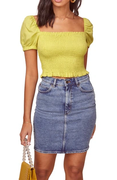 Astr Mason Smocked Puff Sleeve Top In Lemon