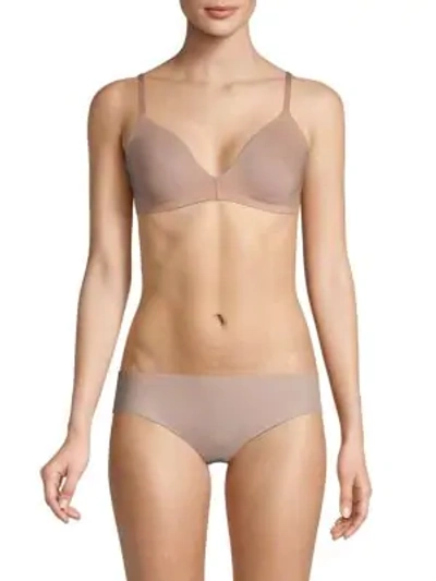 Hanro Women's Smooth Illusion Soft Cup Bra In Natural