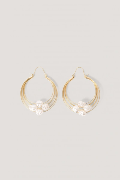 Na-kd Pearl Detailed Wire Hoop Earrings Gold