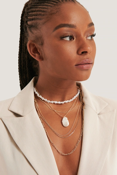 Na-kd Multilayered Bead Detail Necklace - Gold