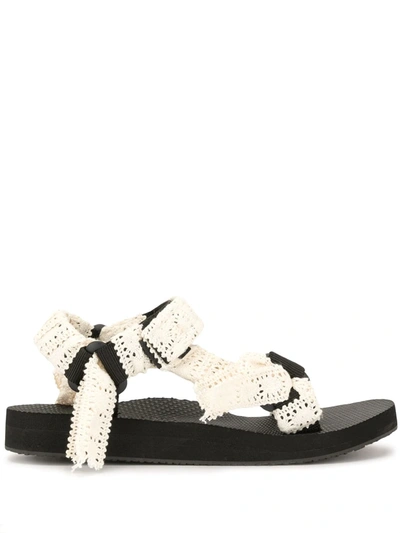 Arizona Love Trekky Chic Faux Pearl-embellished Canvas Platform Sandals In Lace (white)