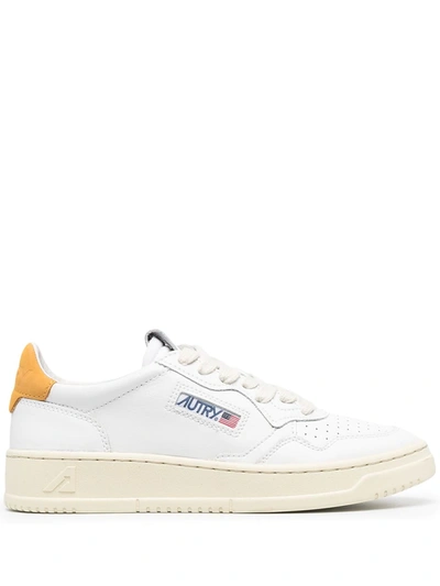 Autry Virgin Leather Cracklè Low Sneakers In White