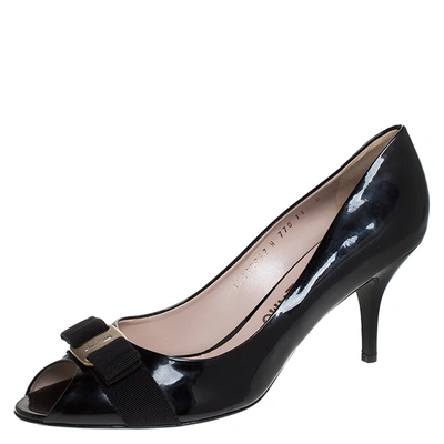 Pre-owned Ferragamo Black Patent Leather Pola Vara Bow Peep Toe Pumps Size 41.5