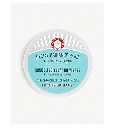 First Aid Beauty Facial Radiance Pads Travel Size In White