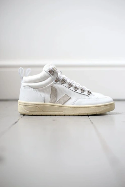 Veja Roraima B-mesh White Natural Hi-top Sneakers In White Natural
