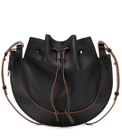 Loewe Small Horseshoe Leather Crossbody Bag In Black