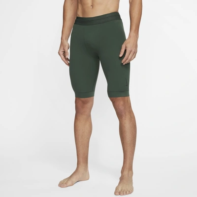 Nike Yoga Dri-fit Men's Infinalon Shorts (galactic Jade) - Clearance Sale In Galactic Jade,black