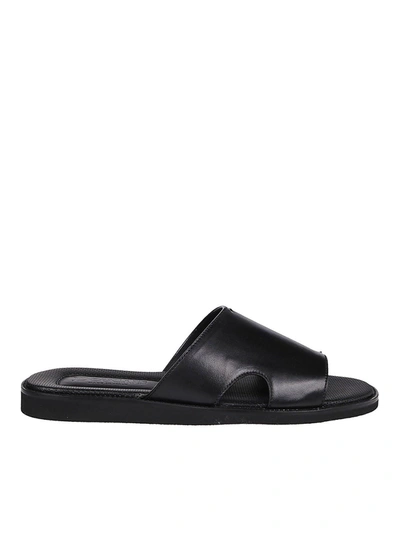 Doucal's Black Leather Sandals