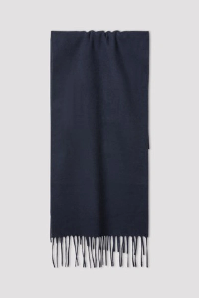 Filippa K Cashmere Scarf In Navy