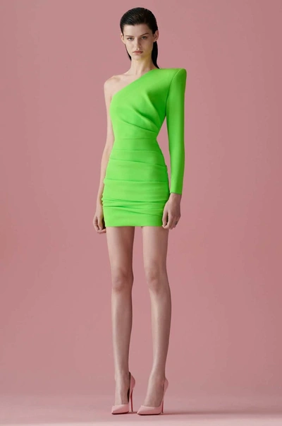Alex Perry Cameron One Shoulder Ruched Midi Dress In Green