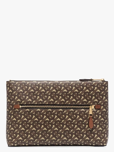 Burberry Chase Monogram 印花洗漱包 In Brown