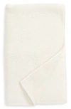 Matouk Milagro Hand Towel In Ivory