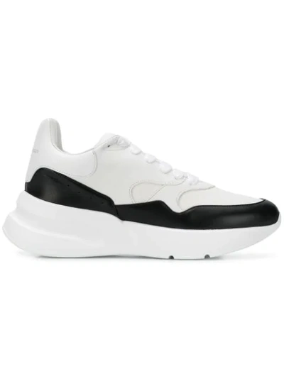 Alexander Mcqueen Runner Raised-sole Low-top Leather Trainers In Optic White/black