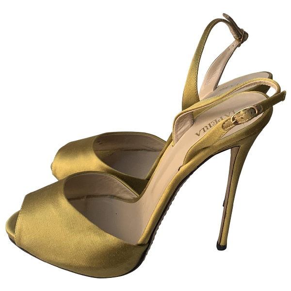 la perla shoes