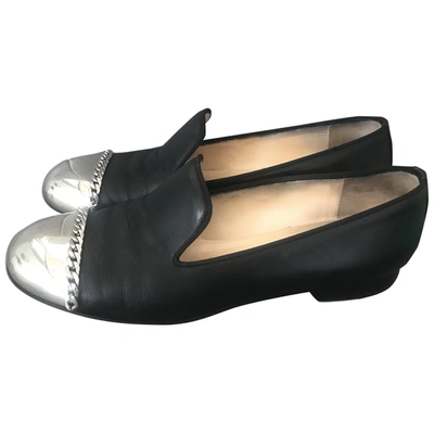 Pre-owned Christian Louboutin Leather Flats In Black