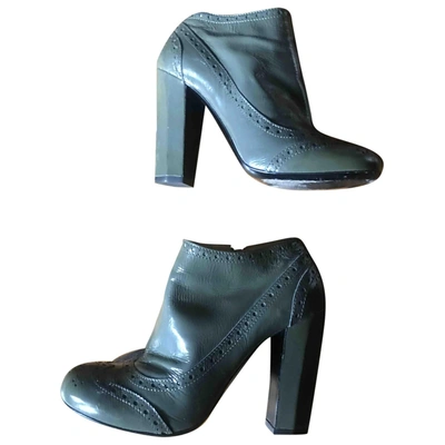 Pre-owned Miu Miu Patent Leather Ankle Boots In Grey