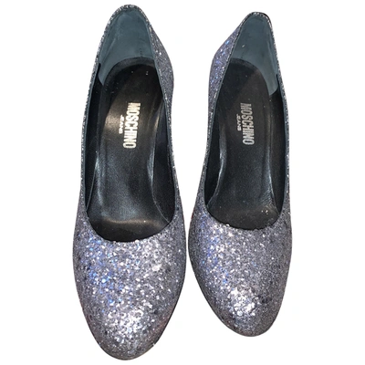 Pre-owned Moschino Glitter Heels In Silver