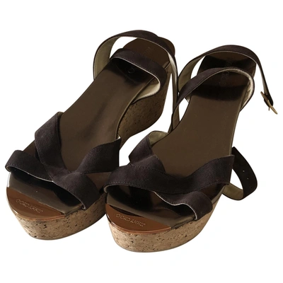 Pre-owned Jimmy Choo Sandals In Camel