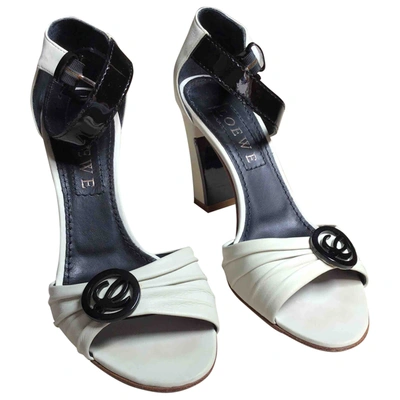 Pre-owned Loewe Leather Sandals In Ecru