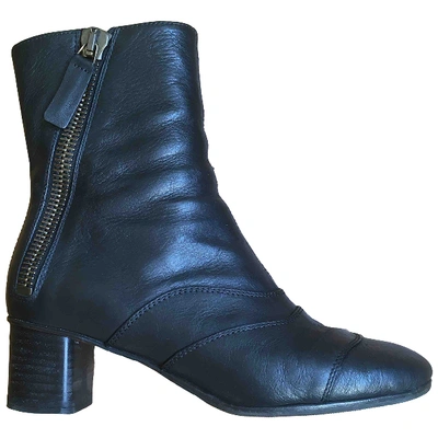 Pre-owned Chloé Lexie Black Leather Ankle Boots