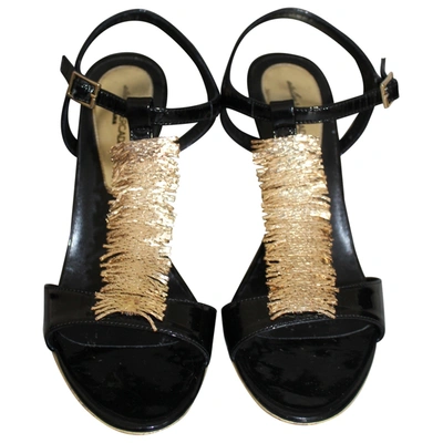 Pre-owned Atelier Mercadal Patent Leather Sandal In Black