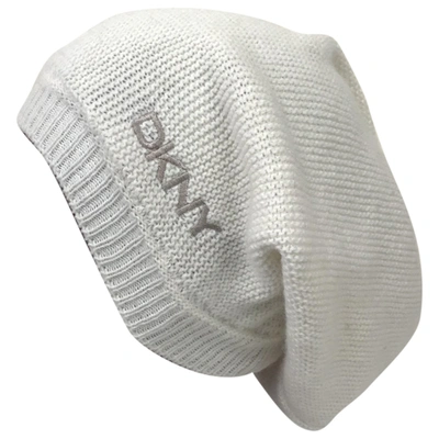 Pre-owned Dkny Wool Hat In White