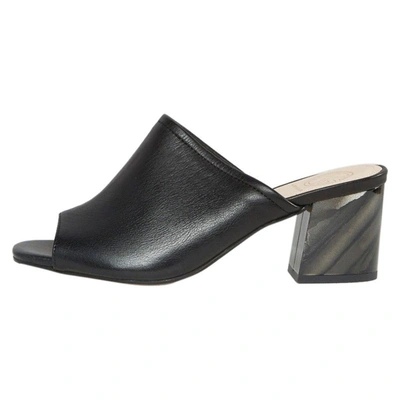 Pre-owned Kurt Geiger Leather Mules & Clogs In Black