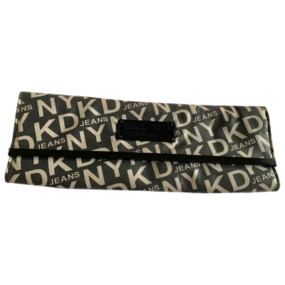Pre-owned Dkny Clutch Bag In Black
