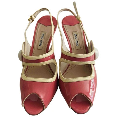 Pre-owned Miu Miu Patent Leather Heels In Pink