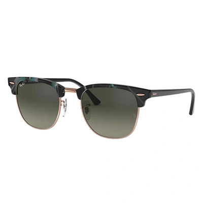 Ray Ban Clubmaster Fleck Sunglasses Black Frame Grey Lenses 51-21 In Grau Grün