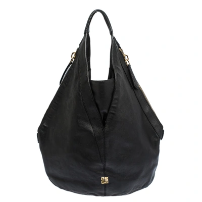 Pre-owned Givenchy Black Leather Tihan Hobo
