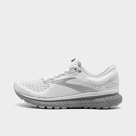 wide width running sneakers