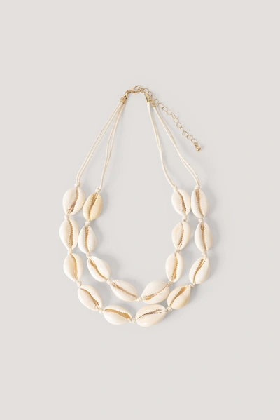 Na-kd Double Shell Layered Necklace - Beige In Natural