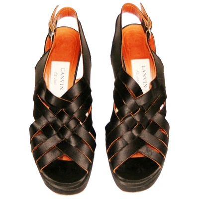 Pre-owned Lanvin Cloth Sandals In Black