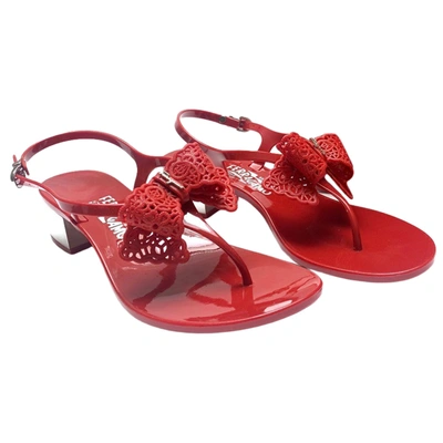 Pre-owned Ferragamo Sandal In Red