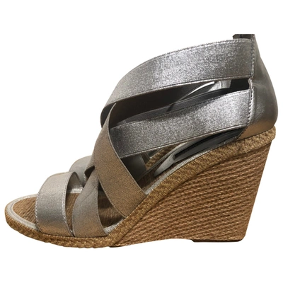 Pre-owned Sarah Summer Cloth Sandal In Silver