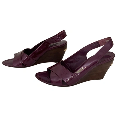 Pre-owned Louis Vuitton Patent Leather Heels In Purple