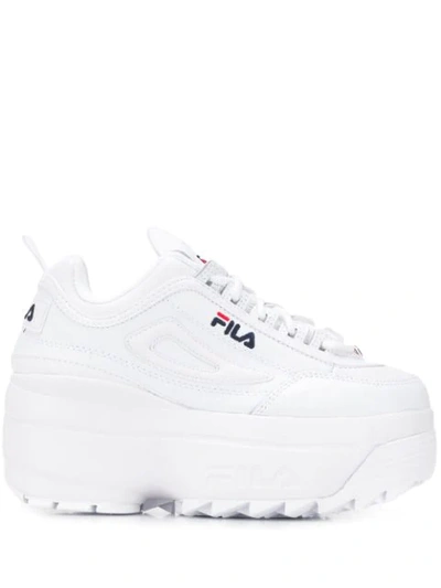 sympathie Stoffig Bijzettafeltje Fila Disruptor Faux Leather Platform Sneakers In White | ModeSens