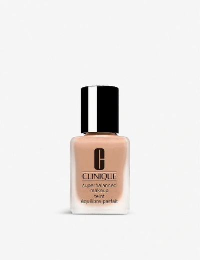 Clinique Superbalanced Makeup