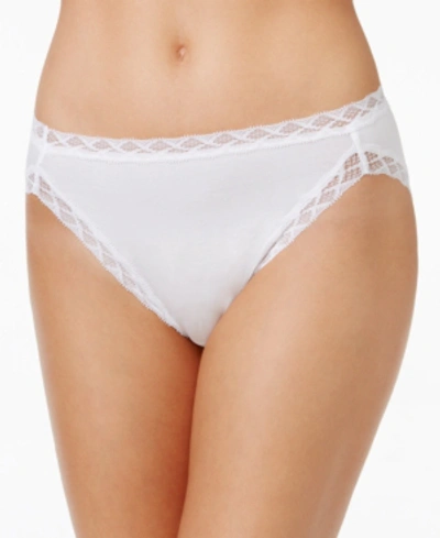 Gucci Bliss Lace-trim Cotton French-cut Brief Underwear 152058 In White