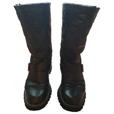 Pre-owned Chanel Leather Biker Boots In Black