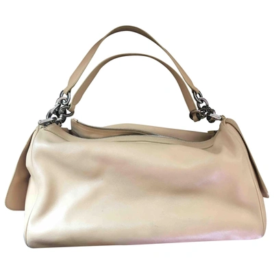 Pre-owned Tod's Leather Handbag In Beige
