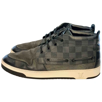 Pre-owned Louis Vuitton Leather High Trainers In Grey
