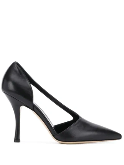 Vejas X Maiorano Pointed Pumps In Black