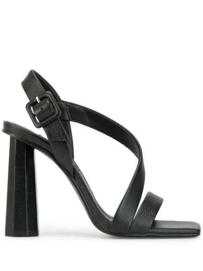 Senso Xillar Sandals In Black