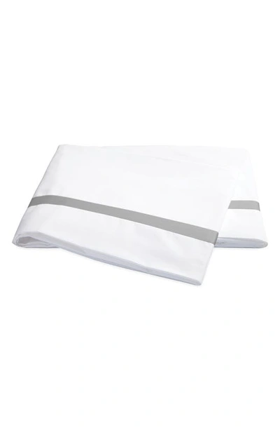 Matouk Lowell 600 Thread Count Flat Sheet In Silver