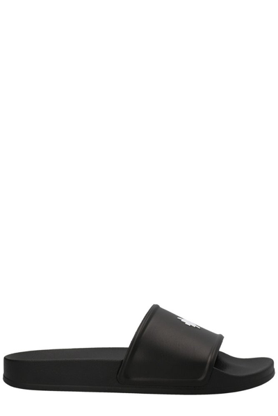 Marcelo Burlon County Of Milan Monochrome Logo Sliders - 黑色 In Black