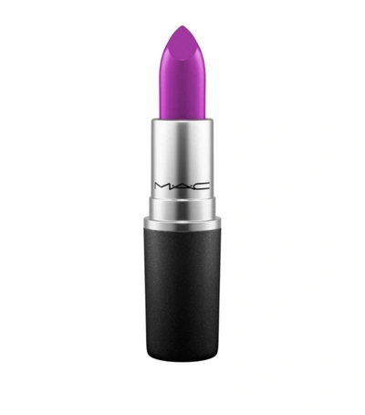 Mac Amplified Creme Lipstick In Violetta